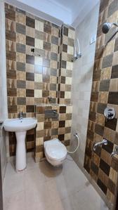 Bathroom Image of 1200 Sq.ft 3 BHK Builder Floor for sale in Sector 7 Gurgaon for Rs. 7200000