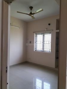 Bedroom Image of 950 Sq.ft 2 BHK Apartment / Flat for rent in Edamalaipatti Pudur Tiruchirappalli for Rs. 18000
