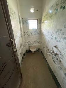 Bathroom Image of 800 Sq.ft 2 BHK Apartment / Flat for sale in Paikpara Kolkata for Rs. 5500000