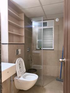 Common Bathroom One Image of 1650 Sq.ft 4 BHK Apartment / Flat for rent in Runwal The Central Park Phase 2, Chinchwad Pune for Rs. 110002