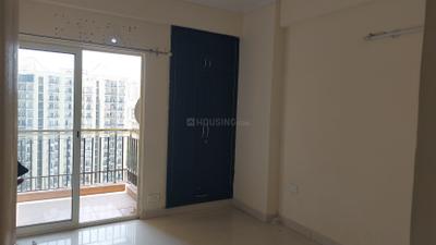 Bedroom Image of 615 Sq.ft 1 BHK Apartment / Flat for rent in Maxblis Grand Wellington, Sector 75 Noida for Rs. 25000