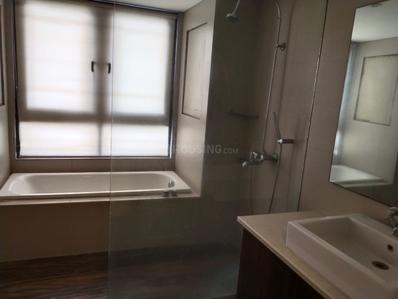 Image of 2000 Sq.ft 3.5 BHK Apartment / Flat for sale in Mahindra Le Mirage, Sangamvadi, Pune for Rs. 42500000