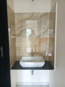 Bathroom Image of 1150 Sq.ft 2 BHK Apartment / Flat for sale in Nutan Swamipushpa, Sadashiv Peth Pune for Rs. 17500000