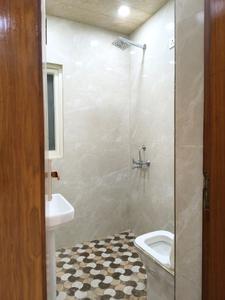 Common Bathroom Image of 1250 Sq.ft 3 BHK Builder Floor for sale in Indirapuram Ghaziabad for Rs. 8500000