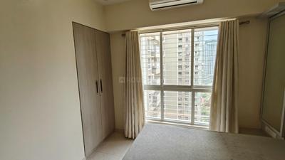 Bedroom Image of 750 Sq.ft 2 BHK Apartment / Flat for rent in Lodha Amara, Kolshet Thane for Rs. 55000