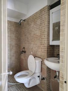 Common Bathroom Image of 1350 Sq.ft 3 BHK Apartment / Flat for sale in Paras Tierea, Sector 137 Noida for Rs. 10500000