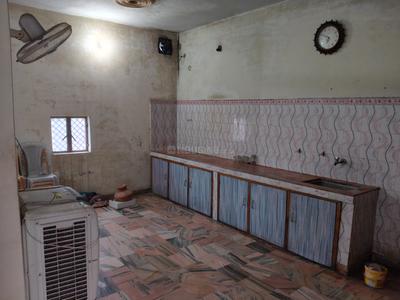 Kitchen Image of 1000 Sq.ft 2 BHK Builder Floor for rent in Shastri Nagar Kanpur for Rs. 12000