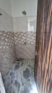 Bathroom Image of 651 Sq.ft 1 BHK Builder Floor for rent in Delta II Greater Noida for Rs. 17000