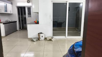 Living Room Image of 1340 Sq.ft 3 BHK Apartment / Flat for rent in Gulshan Ikebana, Sector 143 Noida for Rs. 32000
