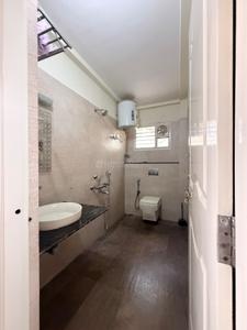 Bathroom Image of 1450 Sq.ft 3 BHK Apartment / Flat for rent in Banaswadi Bengaluru for Rs. 45000