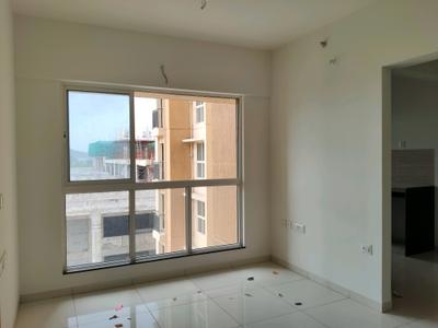 Living Room Image of 920 Sq.ft 2 BHK Apartment / Flat for rent in Vihang Valley, Kasarvadavali Thane for Rs. 25000