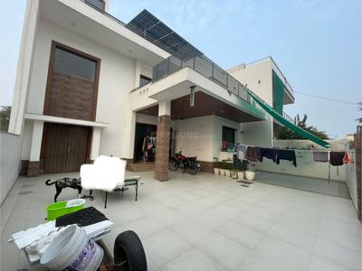 Image of 3240 Sq.ft 5 BHK Independent House for sale in Sector 65, Faridabad for Rs. 65000000