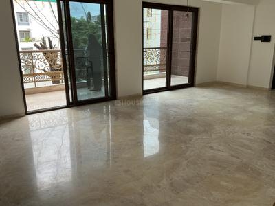 Hall Image of 2500 Sq.ft 4 BHK Apartment / Flat for rent in Deccan Gymkhana Pune for Rs. 140000