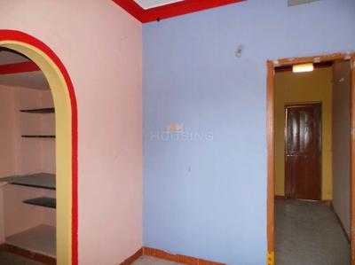Hall Image of 1000 Sq.ft 1 BHK Independent House for rent in Kelambakkam Chennai for Rs. 7500