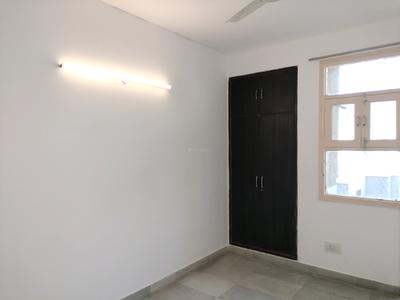 Bedroom Image of 2100 Sq.ft 3 BHK Apartment / Flat for rent in CGHS Palm Court Apartment, Sector 19 Dwarka New Delhi for Rs. 55000
