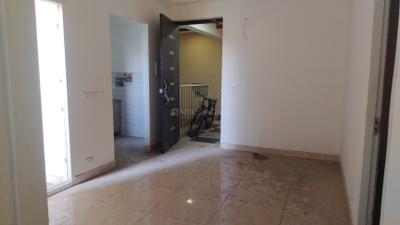 Living Room Image of 1075 Sq.ft 2 BHK Apartment / Flat for rent in Gaur City 7th Avenue, Noida Extension Greater Noida for Rs. 20100