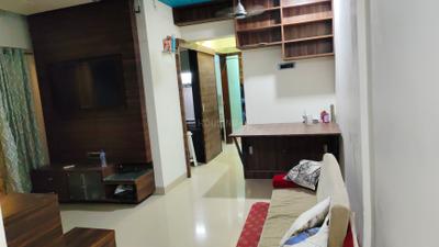 Living Room Image of 785 Sq.ft 1.5 BHK Apartment / Flat for rent in DB Ozone, Dahisar East Mumbai for Rs. 32000
