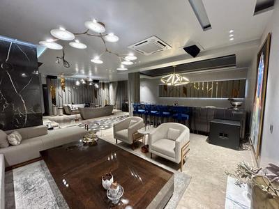 Hall Image of 6000 Sq.ft 6 BHK Independent House for sale in DLF City Phase 1, DLF Phase 1 Gurgaon for Rs. 160000000