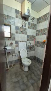 Image of 950 Sq.ft 2 BHK Apartment / Flat for rent in Indirapuram, Ghaziabad for Rs. 26000