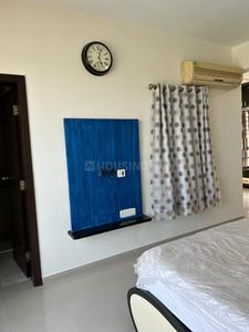 Bedroom Image of 2400 Sq.ft 5 BHK Apartment / Flat for sale in Oberoi Woods, Goregaon East Mumbai for Rs. 100000000