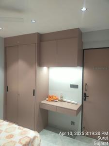 Bedroom Image of 1900 Sq.ft 3 BHK Apartment / Flat for rent in Prestige Oliva Pride, Bhimrad Surat for Rs. 50000