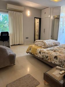 Bedroom Image of 2700 Sq.ft 4 BHK Builder Floor for sale in RWA Jasola Pocket 1, Jasola New Delhi for Rs. 60000000