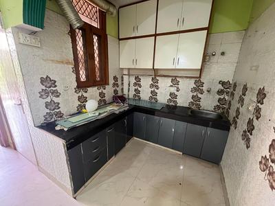 Kitchen Image of 950 Sq.ft 3 BHK Builder Floor for rent in Vasundhara Ghaziabad for Rs. 25000