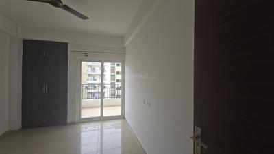 Bedroom Image of 1695 Sq.ft 3.5 BHK Apartment / Flat for sale in Gulshan Ikebana, Sector 143 Noida for Rs. 24000000