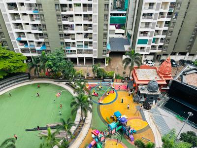 Image of 950 Sq.ft 2 BHK Apartment / Flat for sale in Majestique Manhattan H Building, Wagholi, Pune for Rs. 6900000