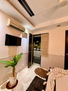 Bedroom Image of 1440 Sq.ft 3 BHK Builder Floor for sale in Chittaranjan Park New Delhi for Rs. 36500000