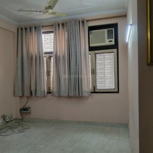 Bedroom Image of 950 Sq.ft 2 BHK Apartment / Flat for sale in Patparganj New Delhi for Rs. 14500000