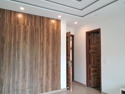 Bedroom Image of 1800 Sq.ft 3 BHK Builder Floor for sale in Paschim Vihar New Delhi for Rs. 39900000