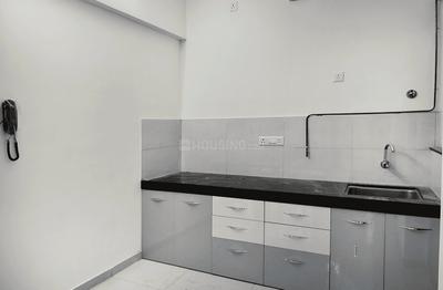 Kitchen Image of 950 Sq.ft 2 BHK Apartment / Flat for rent in Kolte Patil Life Republic Sector R10 10th Avenue Universe Phase II, Mulshi Pune for Rs. 21800