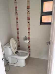 Bathroom Image of 1450 Sq.ft 2.5 BHK Apartment / Flat for sale in Clover Acropolis, Viman Nagar Pune for Rs. 26000000