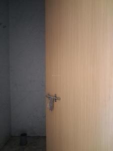 Common Bathroom Image of 1000 Sq.ft 2 BHK Apartment / Flat for sale in Sector 73 Noida for Rs. 4100000