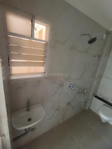 Bathroom Image of 1400 Sq.ft 3 BHK Apartment / Flat for rent in Signature Height III, Beltarodi Nagpur for Rs. 25000