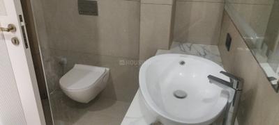 Image of 1755 Sq.ft 3 BHK Builder Floor for sale in Surajmal Vihar, New Delhi for Rs. 40000000