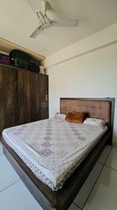 Bedroom Image of 1872 Sq.ft 3 BHK Apartment / Flat for rent in Mahavir Sai Status Tagore Residency, Paldi Ahmedabad for Rs. 45000