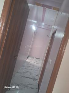 Bedroom Image of 1050 Sq.ft 3 BHK Independent House for rent in Gosainganj Lucknow for Rs. 14000