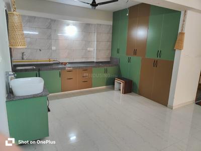 Kitchen Image of 800 Sq.ft 2 BHK Apartment / Flat for rent in Adani Pratham Phase 2, Vaishno Devi Circle Ahmedabad for Rs. 24000