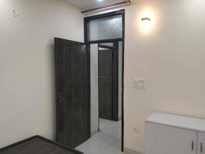 Bedroom Image of 1050 Sq.ft 3 BHK Builder Floor for sale in Mayur Vihar Phase 1 New Delhi for Rs. 7000000
