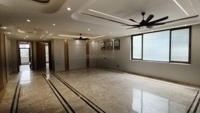 Living Room Image of 4300 Sq.ft 5 BHK Builder Floor for sale in Kaushambi Ghaziabad for Rs. 47500000