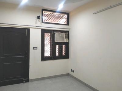 Living Room Image of 1200 Sq.ft 3 BHK Apartment / Flat for sale in GH 14 DDA MIG, Paschim Vihar New Delhi for Rs. 13700000