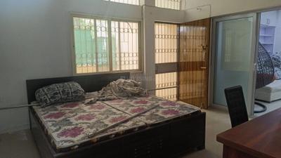 Bedroom Image of 2200 Sq.ft 4 BHK Apartment / Flat for rent in Vasant Kunj New Delhi for Rs. 110000