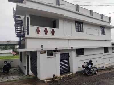 Image of 1500 Sq.ft 3 BHK Independent House for rent in Aluva, Kochi for Rs. 20000