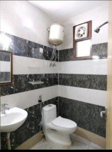 Bathroom Image of 780 Sq.ft 2 BHK Builder Floor for rent in Sector 23 Dwarka New Delhi for Rs. 26000