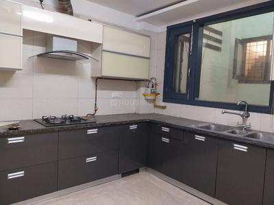 Kitchen Image of 2925 Sq.ft 4 BHK Builder Floor for rent in Safdarjung Enclave New Delhi for Rs. 280000