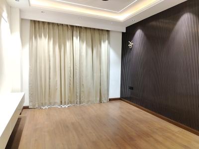 Bedroom Image of 2259 Sq.ft 3.5 BHK Builder Floor for sale in Suncity Township, Sector 54 Gurgaon for Rs. 35000000