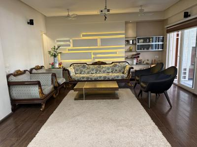 Hall Image of 4000 Sq.ft 4 BHK Villa for rent in Thaltej Ahmedabad for Rs. 100000