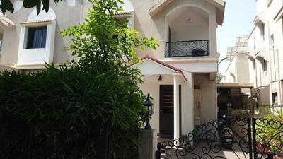 Image of 2390 Sq.ft 4 BHK Villa for sale in Thaltej, Ahmedabad for Rs. 33500000